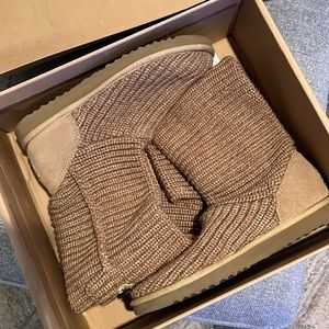 UGG Classic Cardy Button Detailed Yarn Knit Boots, Tan, Wool Lining, Size 9